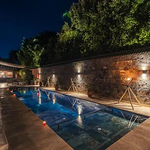 Yanis Guest house